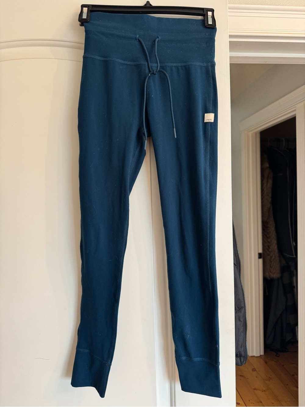 Women’s Vuori Navy Blue Drawstring Active Leggings